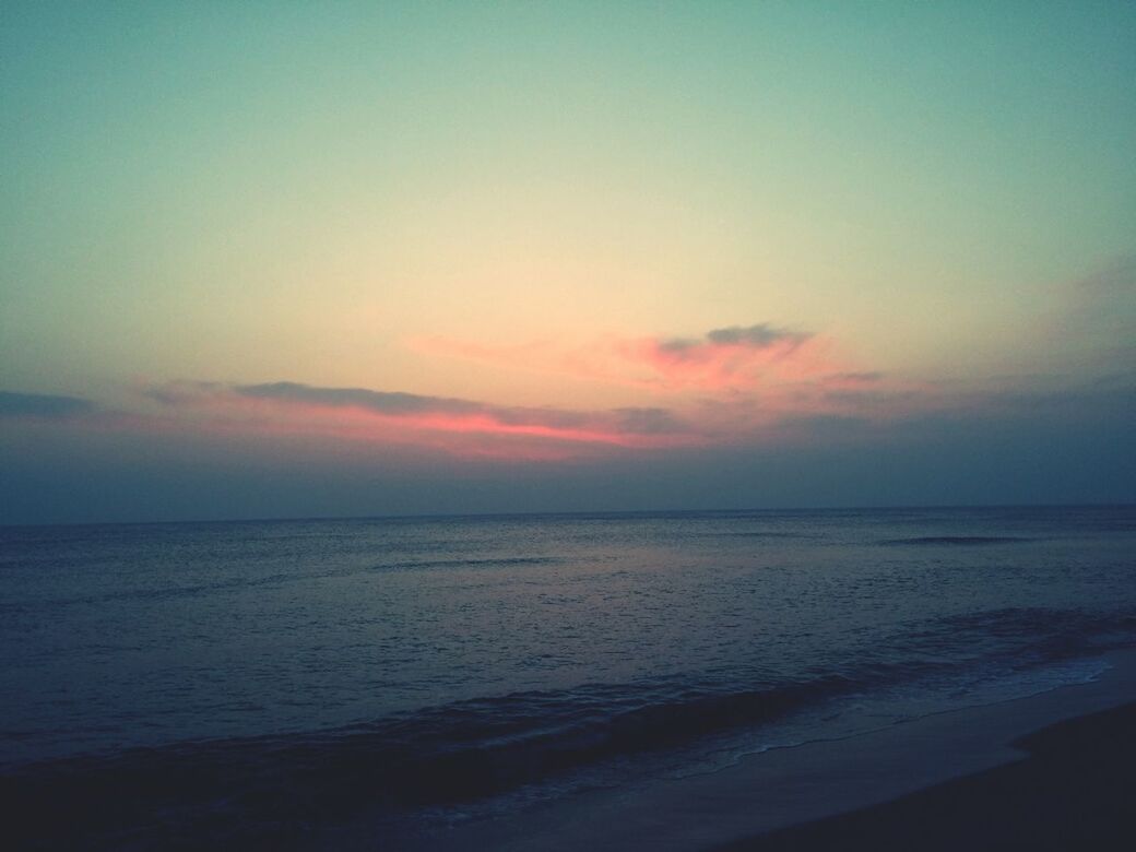 sea, horizon over water, scenics, tranquil scene, water, tranquility, beauty in nature, sunset, sky, nature, beach, idyllic, copy space, shore, seascape, dusk, calm, outdoors, remote, cloud - sky