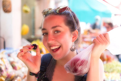 Buying fruit from the market in venice