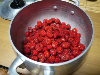 Close-up of strawberries in bowl