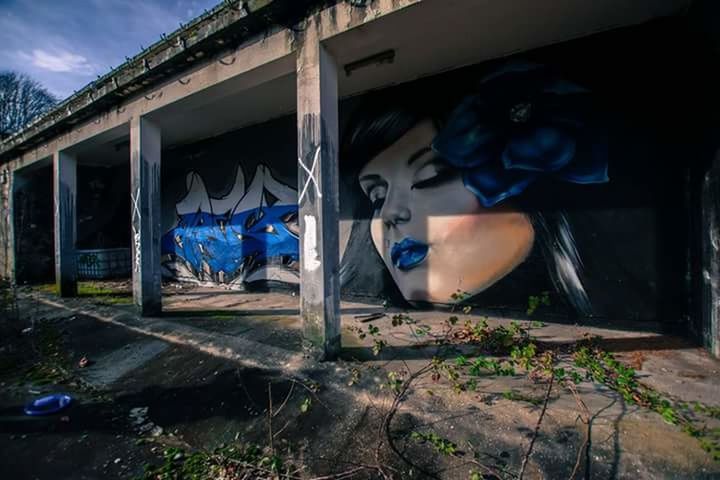 abandoned, graffiti, built structure, damaged, obsolete, architecture, building exterior, run-down, deterioration, old, house, blue, bad condition, weathered, auto post production filter, day, broken, window, outdoors, messy