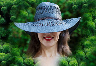 Portrait of a smiling young woman