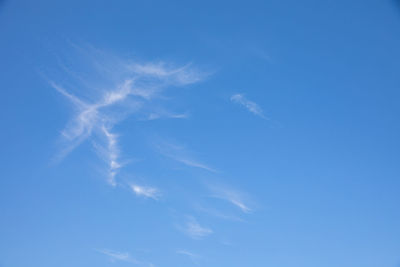 Low angle view of vapor trail in sky