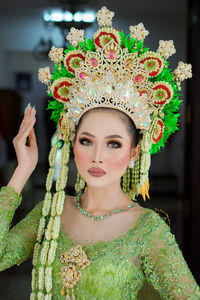 Potret traditional bride. indonesian bride.