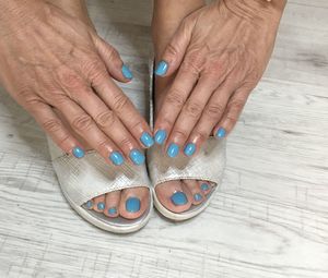 Blue fingernails and toenails