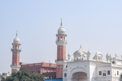 Beautiful view of golden temple - harmandir sahib in amritsar, punjab, india, famous indian sikh