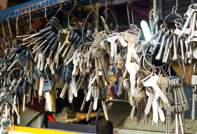 A lot of old brass key hang on the cable