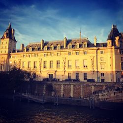 Buildings in city