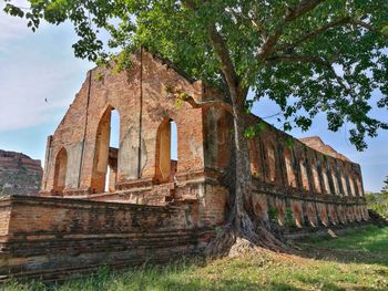 Old ruins against sky