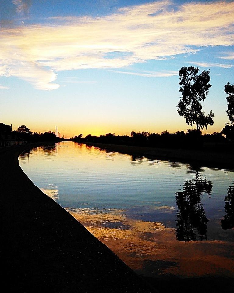 Arizona Canal Trail