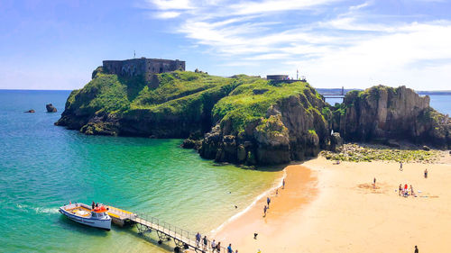 Saint catherines island tenby 