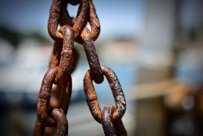 Close-up of rusty chain