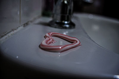 Toothpaste heart