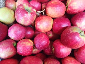 Full frame shot of apples