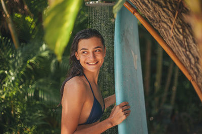 Portrait of a smiling young woman