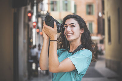 Portrait of woman smiling