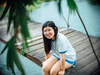 Portrait of a smiling young woman