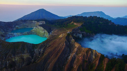 The three color craters