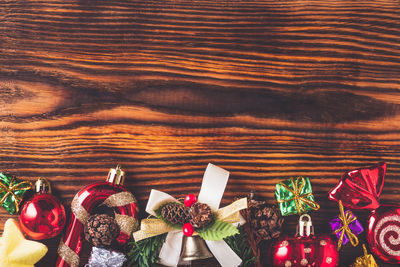 Christmas decorations on table