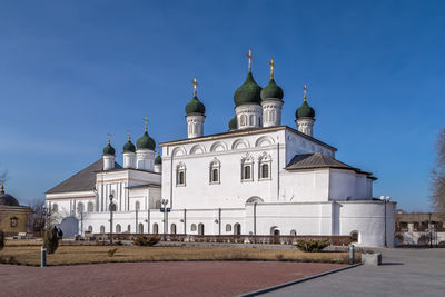 Trinity monastery in astrakhan kremlin, russia