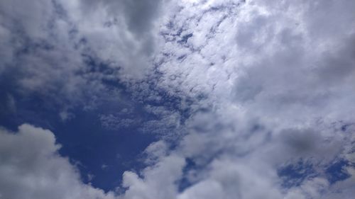 Low angle view of clouds in sky