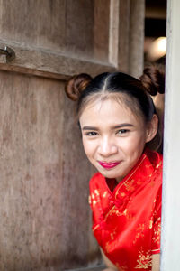 Portrait of a smiling young woman