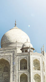 Historic building taj mahal