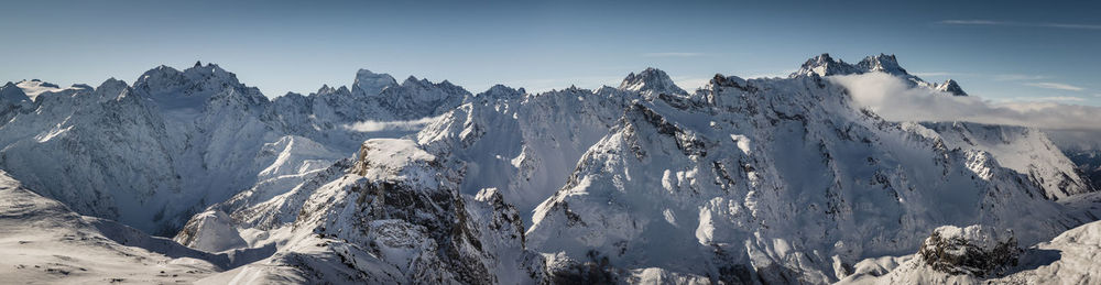 Panorama sur le parc national des ecrins, hautes alpes, france