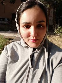 Close-up portrait of smiling woman