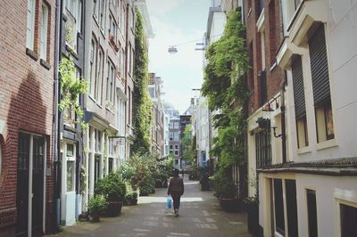 Narrow alley in city