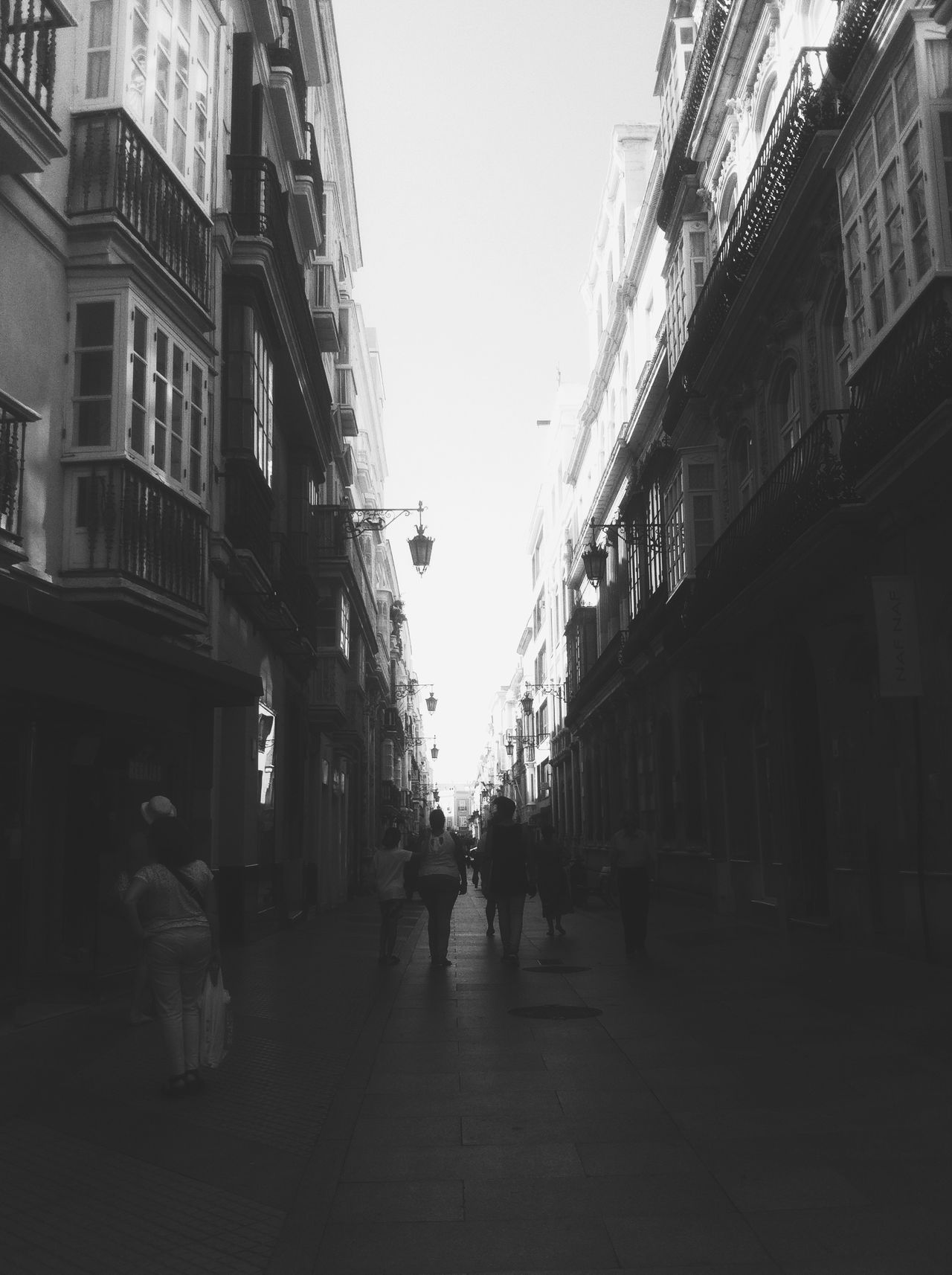 Calle ancha