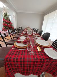 Table and chairs and tables at home