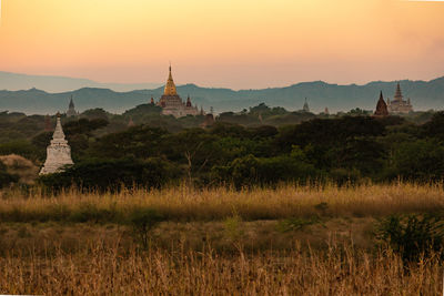 Picturesque view at sunset of the breathtaking temples of the ancient city of bagan in myanmar