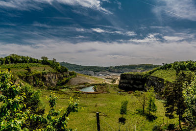 Scenic landscape view against the sky of mount saint peter, dutch canyon with green vegetation