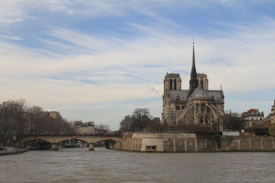 View of notre dame cathedral paris from the river seine