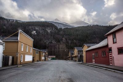 Road leading towards mountain