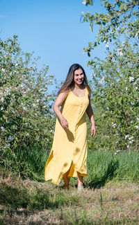 yellow