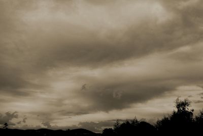 Low angle view of cloudy sky