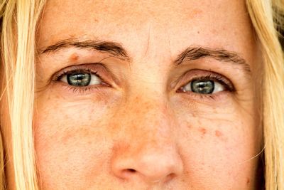 Close-up portrait of young woman