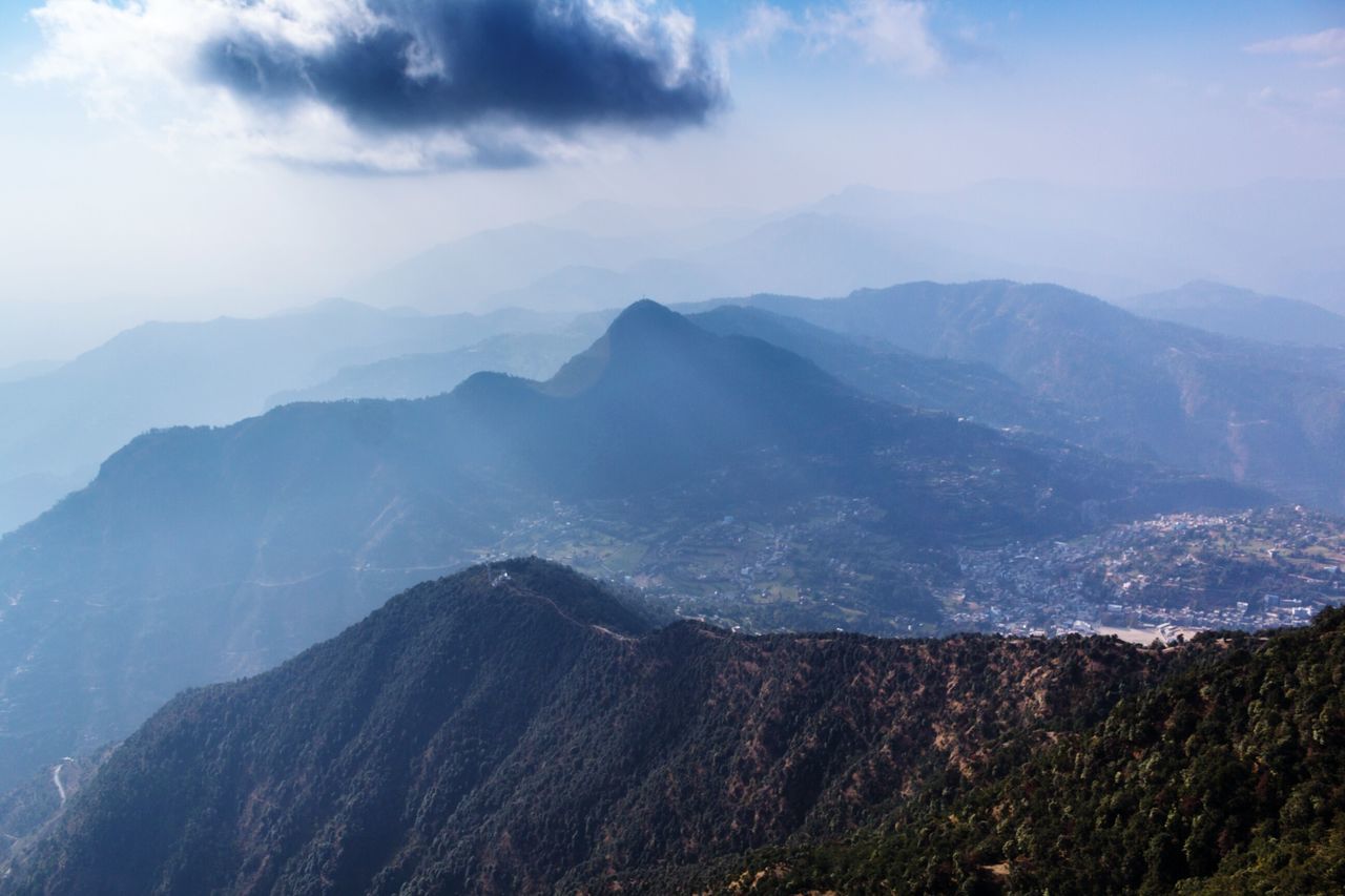 mountain, mountain range, scenics, tranquil scene, tranquility, sky, beauty in nature, landscape, nature, cloud - sky, non-urban scene, idyllic, cloud, remote, high angle view, day, outdoors, physical geography, no people, majestic