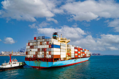 Shipping cargo containers businesses services import and export international transportation 