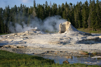 Giant geyser at yellowstone, wyoming, usa