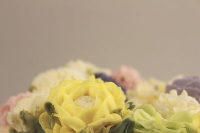 Close-up of yellow rose bouquet