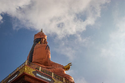 Guru padmasambhava samdruptse statue at namchi famous for buddhism