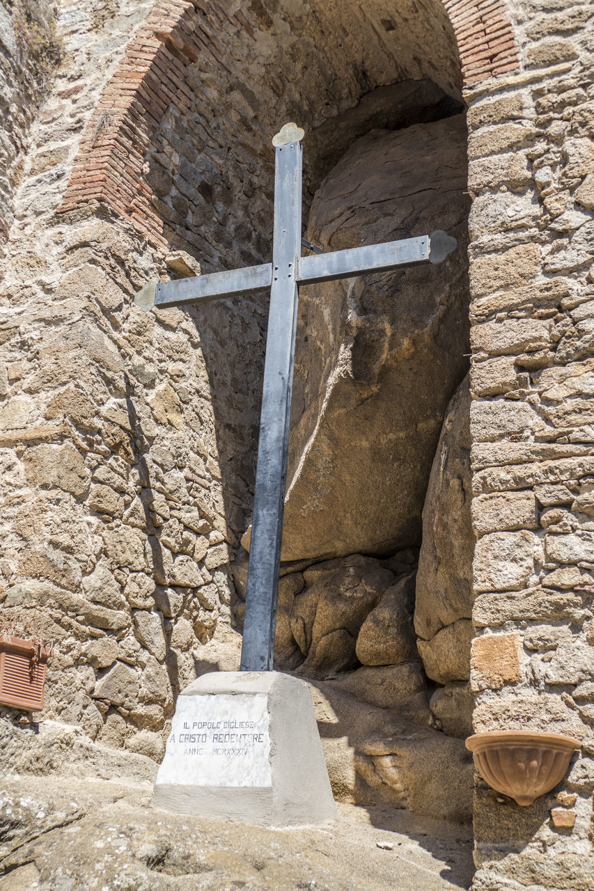 CROSS IN TEMPLE