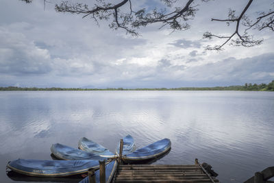 Beautiful view of the lake in the morning