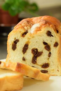 Close-up of raisin bread on table