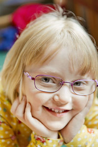 Portrait of girl wearing glasses