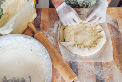 Close-up of hand holding bread