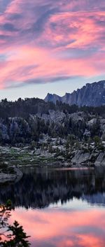 Seneca lake in the wind river range, rocky mountains, wyoming titcomb basin elkhart park trailhead 