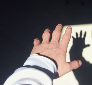 Close-up of woman hand